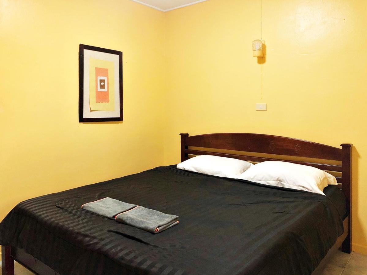 Blue Beach Resort Baanphakrimlay Экстерьер фото