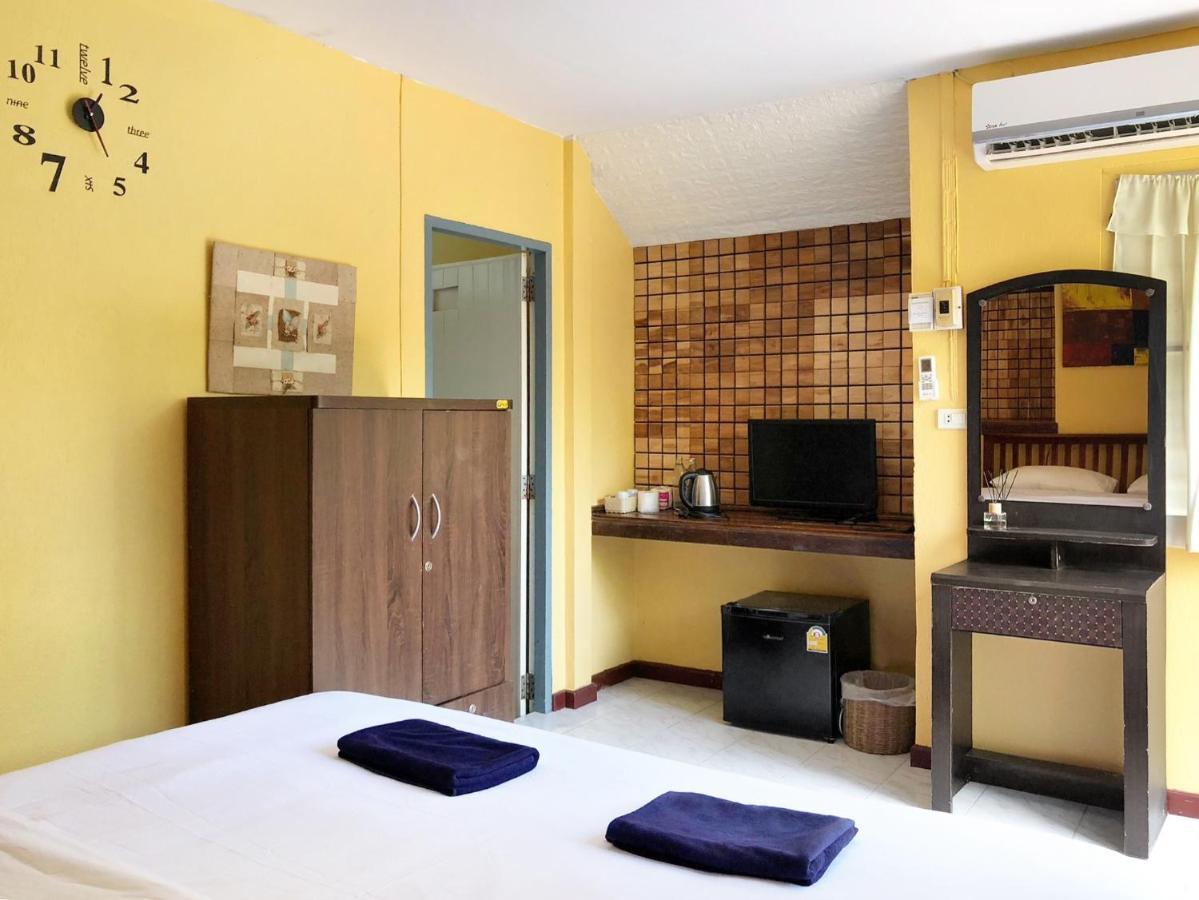 Blue Beach Resort Baanphakrimlay Экстерьер фото